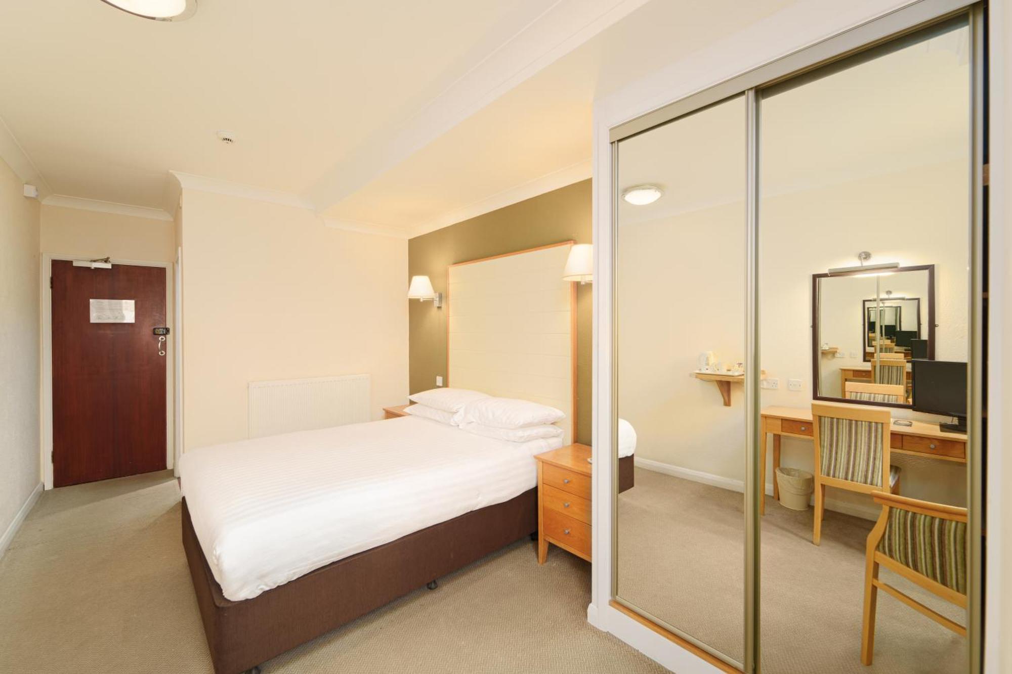 Trouville Hotel By Compass Hospitality Sandown Ngoại thất bức ảnh