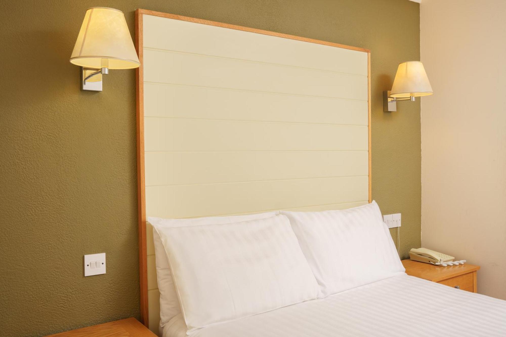 Trouville Hotel By Compass Hospitality Sandown Ngoại thất bức ảnh