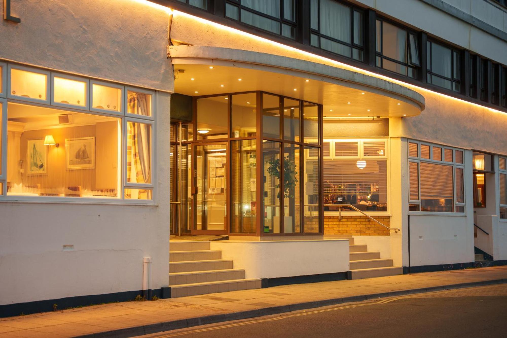 Trouville Hotel By Compass Hospitality Sandown Ngoại thất bức ảnh